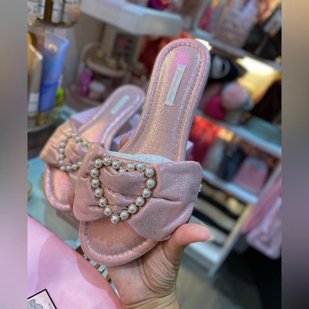 New Victoria's Secret Shimmering Pink Pearl Bow Slides Sz 7-8 truly 9